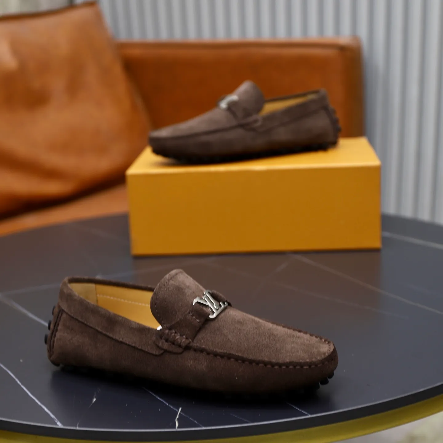 Ex-factory price: 480💰【LV】Louis Vuitton ⚠️High-end men’s driving and pedal series ⚠️38-44 (customized for 45) ⚠️All original cowhide leather! Thick and soft! Made entirely of calfskin lining! The latest non-slip beanie sole! Three-dimensional package technology! Fashionable and classic! Handicrafts! Original high quality! Feel free to compare!